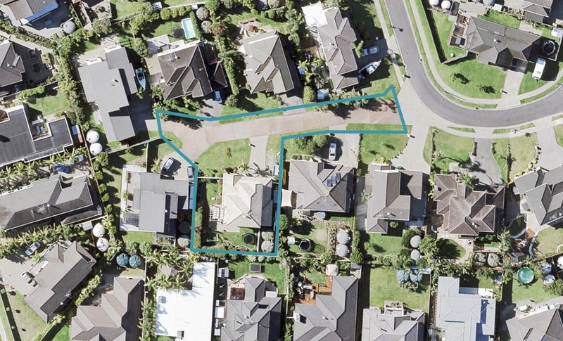 13 Harbourside Court, Beachlands, Auckland - Carousel 1