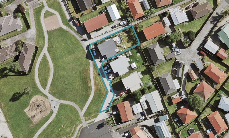 40B Templeton Place, Clendon Park, Auckland - Carousel 1