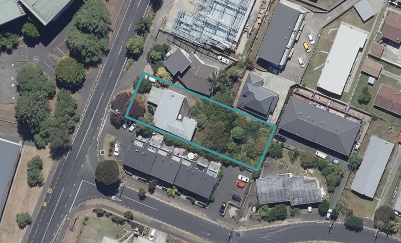 112 Hillcrest Road, Hillcrest, Hamilton - Carousel 1