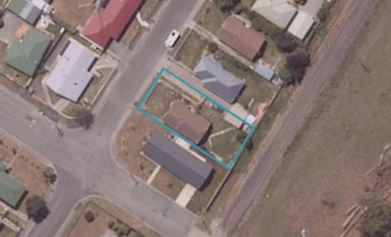 2 Doon Street, Oamaru North, Oamaru - Carousel 1