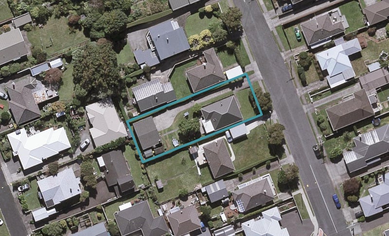36 Lismore Street, Strandon, New Plymouth - Carousel 1