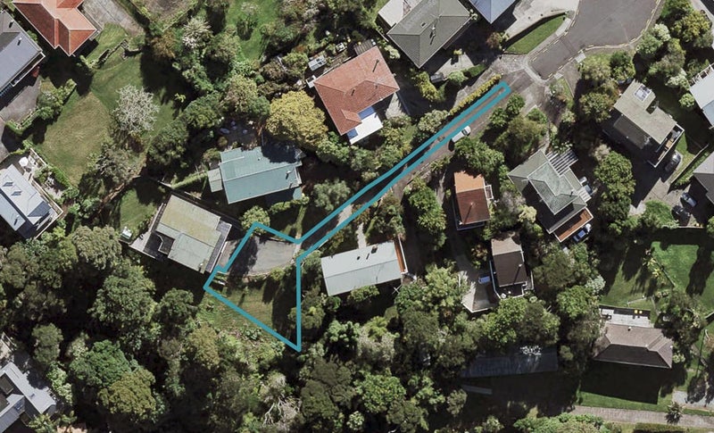 33A Martin Crescent, Northcote, Auckland - Carousel 1