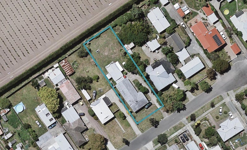 1404 Jubilee Street, Mayfair, Hastings - Carousel 1