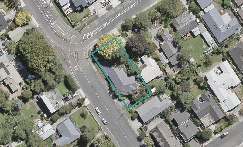 7 Gloucester Street, Silverstream, Upper Hutt - Carousel 1