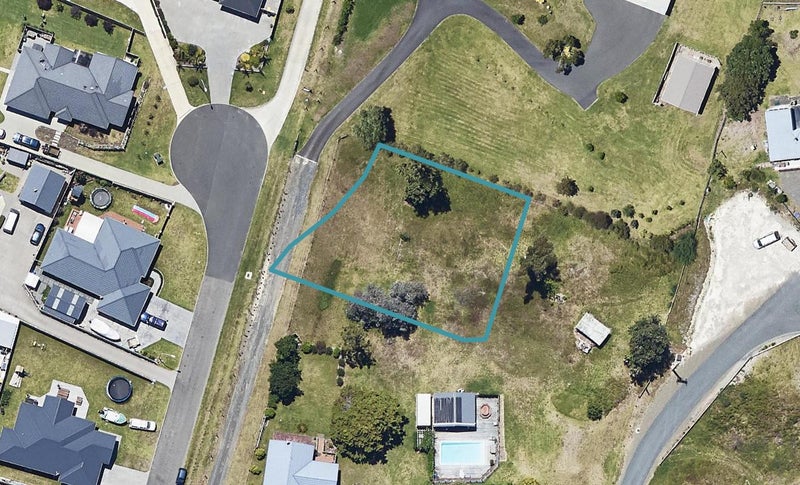 34 Dawn Parade, Coastlands, Whakatane - Carousel 1