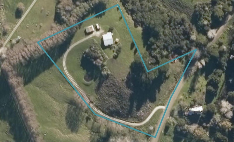 133 Gibbons Road, Kaiwaka - Carousel 1
