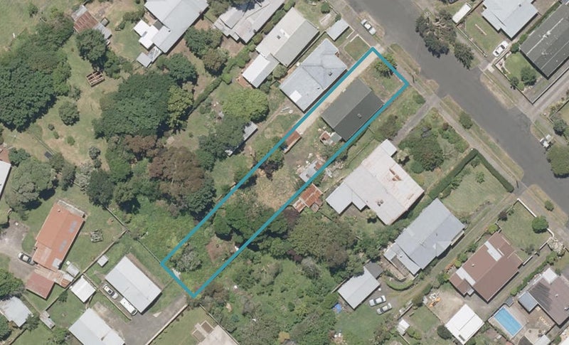 35 Caius Avenue, Gonville, Whanganui - Carousel 1