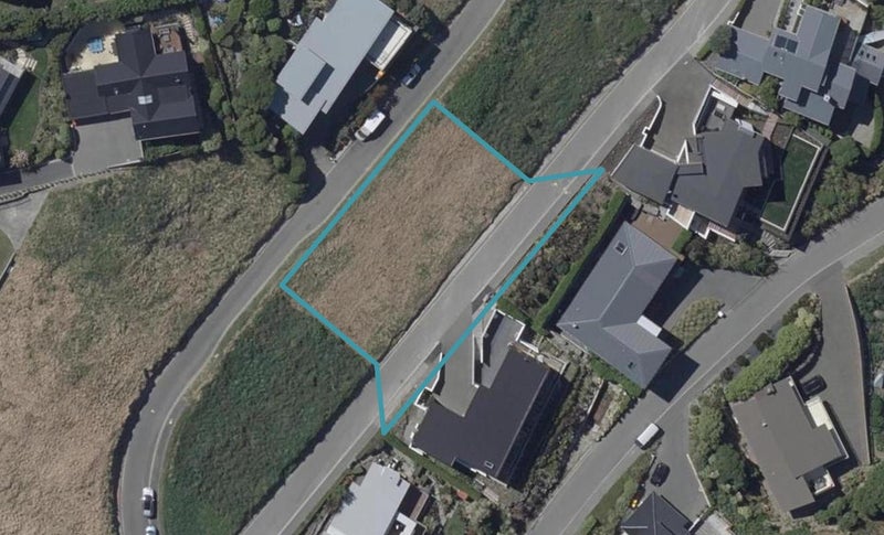 32 Challenger Lane, Redcliffs, Christchurch - Carousel 1