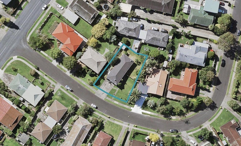 2/6 Hedge Row, Sunnyhills, Auckland - Carousel 1
