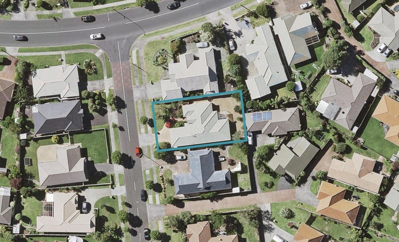6 Amberwood Drive, Northpark, Auckland - Carousel 1