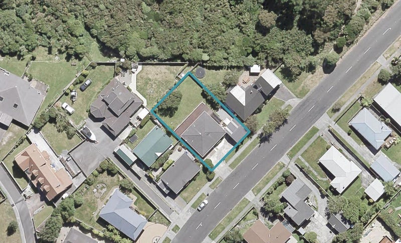 317 Maungaraki Road, Maungaraki, Lower Hutt - Carousel 1