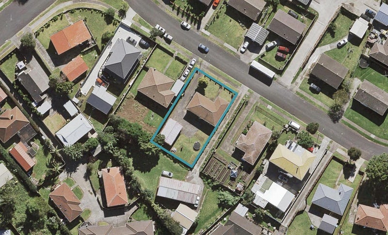 90 Windrush Close, Mangere, Auckland - Carousel 1