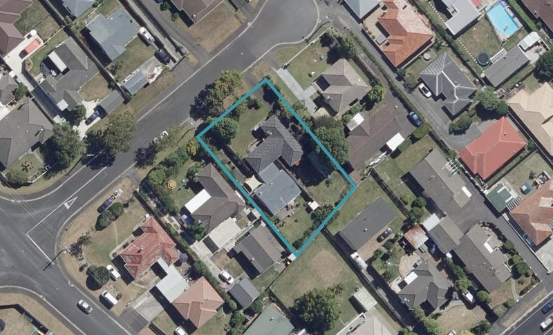 7 Bolmuir Road, Forest Lake, Hamilton - Carousel 1