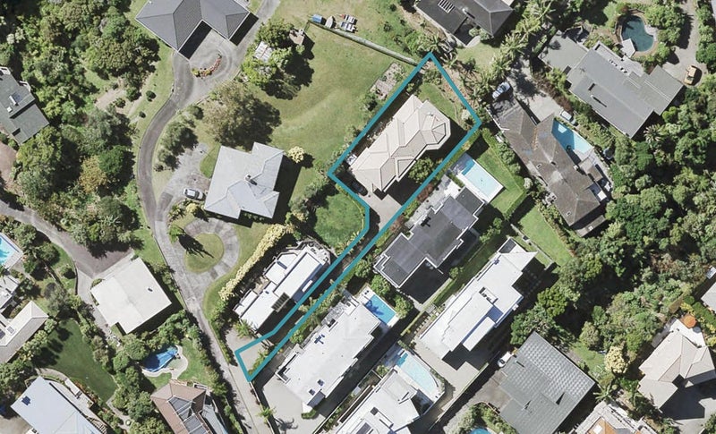 44A Castor Bay Road, Castor Bay, Auckland - Carousel 1