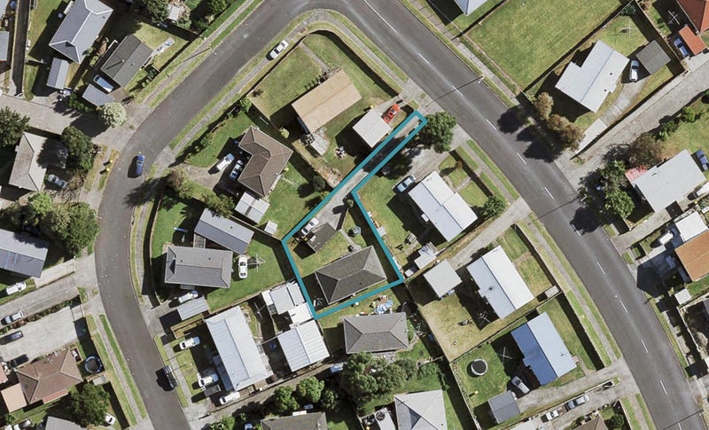 88 Maplesden Drive, Clendon Park, Auckland - Carousel 1