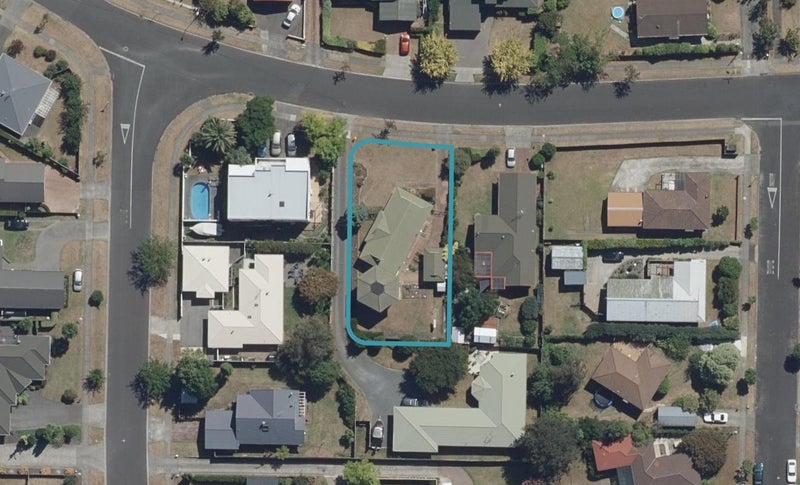 5 Rimmington Drive, Hamilton Lake, Hamilton - Carousel 1