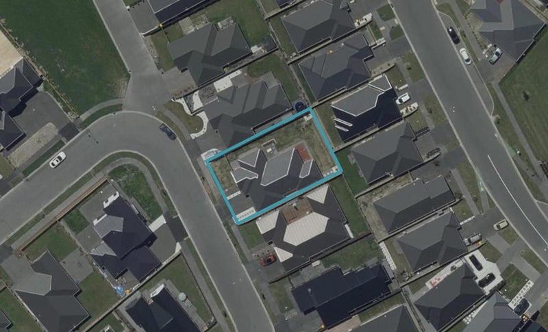 34 Luxembourg Crescent, Halswell, Christchurch - Carousel 1