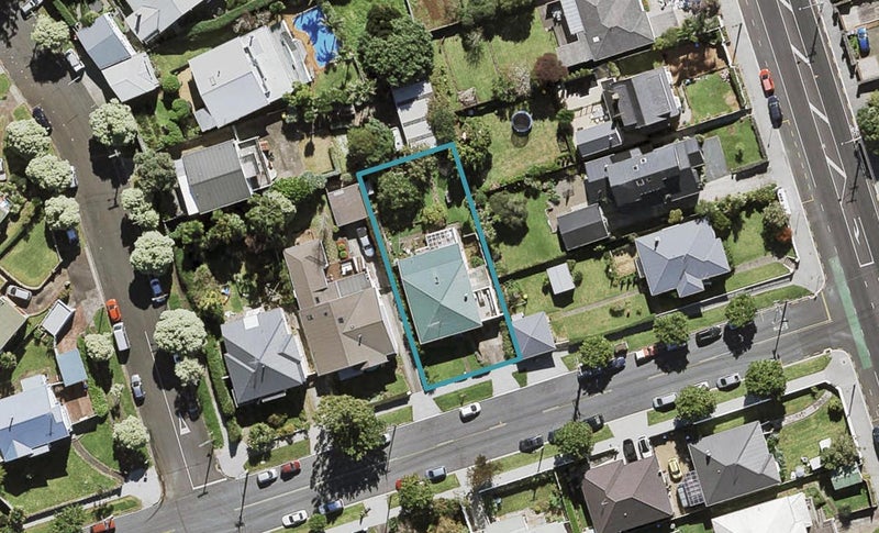 1 Mount Royal Avenue, Mount Albert, Auckland - Carousel 1