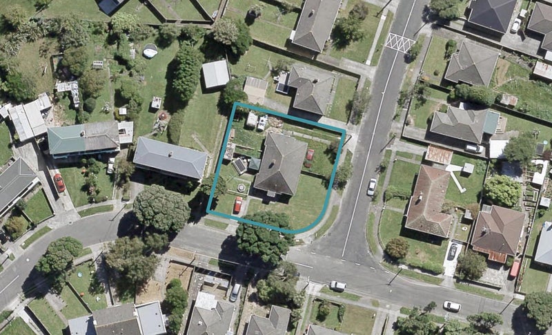 2/57 Durham Crescent, Fairfield, Lower Hutt - Carousel 1