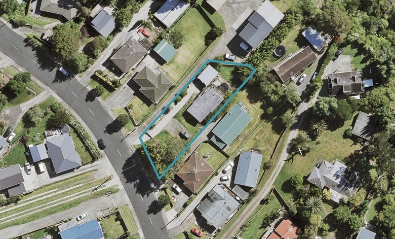 46 Sunnyside Road, Sunnyvale, Auckland - Carousel 1