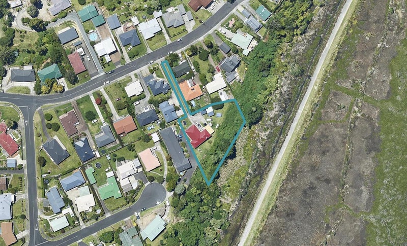 70 Esk Street, Parkvale, Tauranga - Carousel 1
