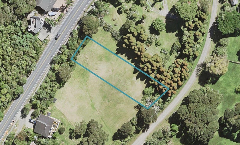 1180 Scenic Drive North, Swanson, Auckland - Carousel 1