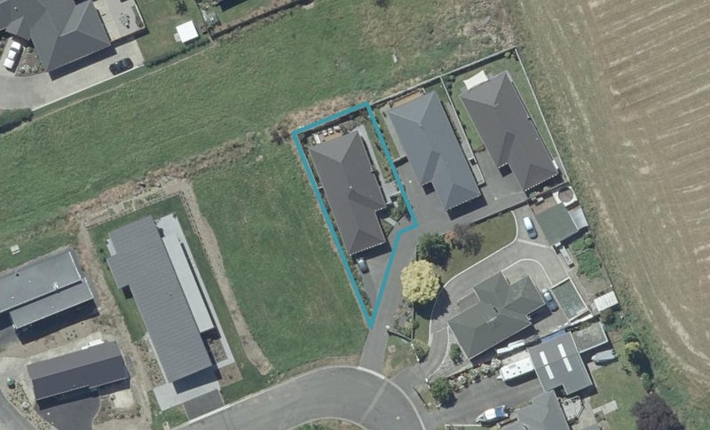 24 Elizabeth Avenue, East Taieri, Mosgiel - Carousel 1