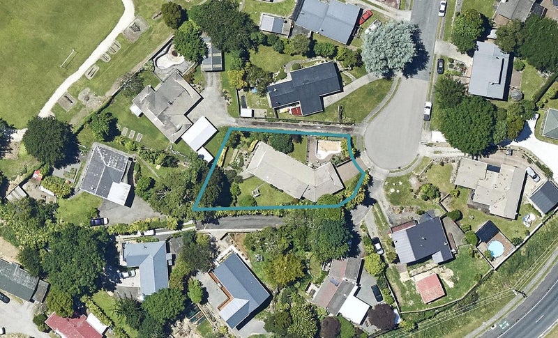 13 Walnut Place, Owhata, Rotorua - Carousel 1