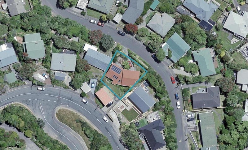 72 Kano Street, Karori, Wellington - Carousel 1