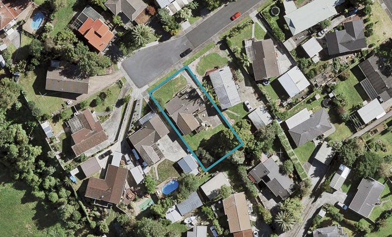 8 Snowden Place, Opaheke, Papakura - Carousel 1