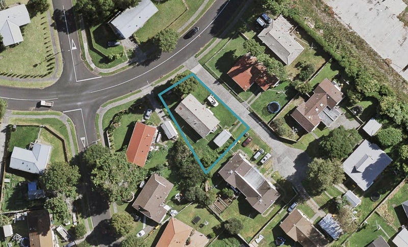 63 Kindergarten Drive, Conifer Grove, Takanini - Carousel 1