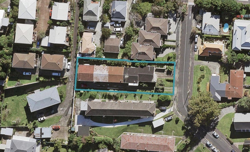 2/62 Church Street, Northcote Point, Auckland - Carousel 1