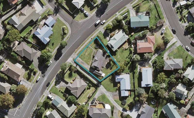 58 Barbados Drive, Unsworth Heights, Auckland - Carousel 1