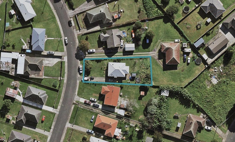 29 Firth Crescent, Otara, Auckland - Carousel 1