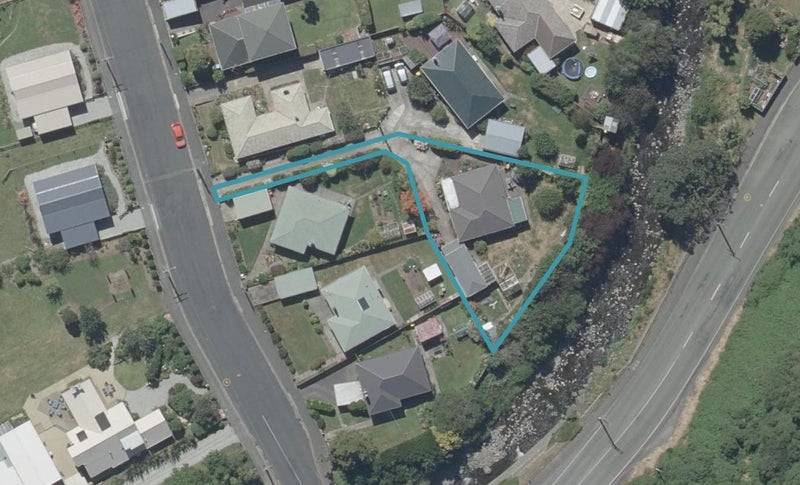 10 Rockside Road, Glenleith, Dunedin - Carousel 1