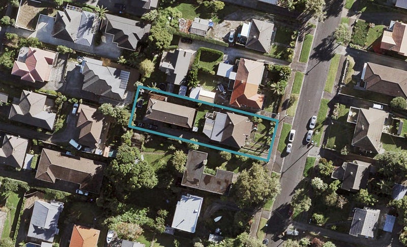 21B Hadfield Avenue, Waterview, Auckland - Carousel 1