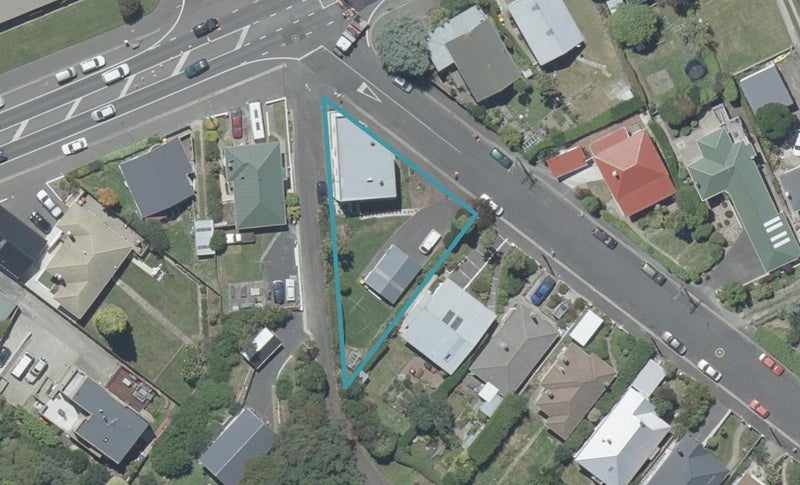 83 Kaikorai Valley Road, Kaikorai, Dunedin - Carousel 1