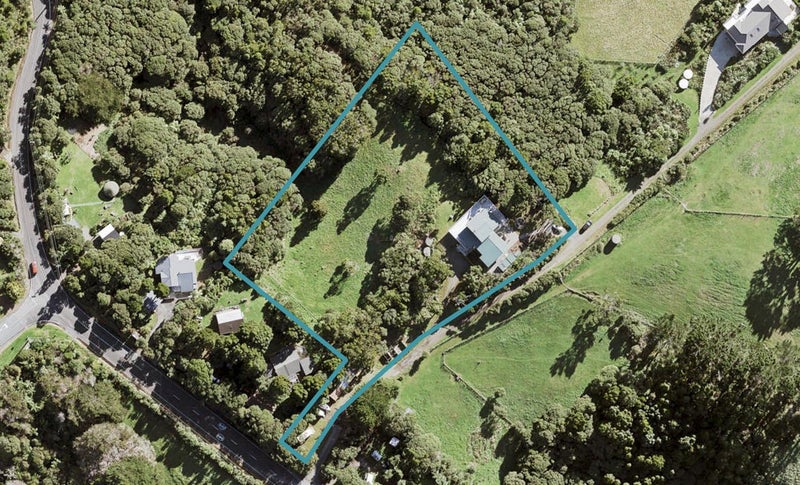 138 Piha Road, New Lynn - Carousel 1