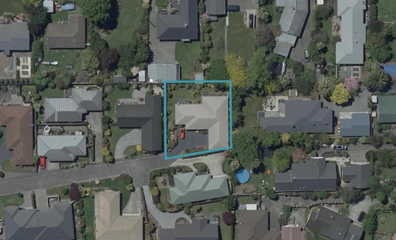 7 Tuscany Place, Beckenham, Christchurch - Carousel 1