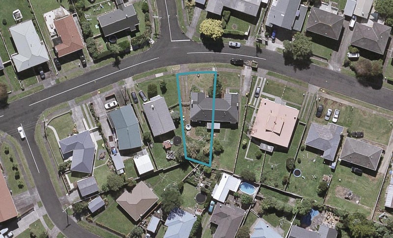 147 Pembroke Street, Westown, New Plymouth - Carousel 1