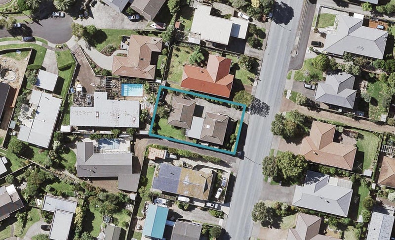 49A Pigeon Mountain Road, Half Moon Bay, Auckland - Carousel 1