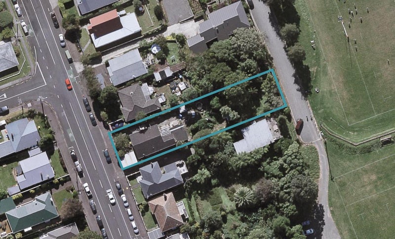 207 Carrington Street, Vogeltown, New Plymouth - Carousel 1