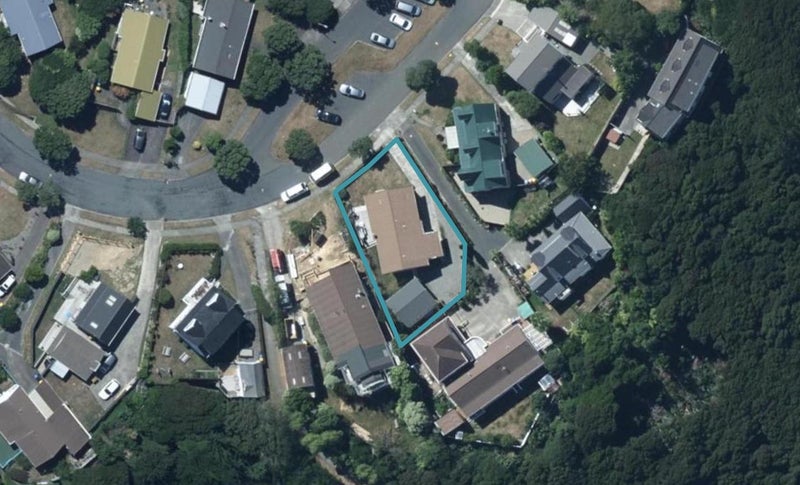 94 Mercury Way, Whitby, Porirua - Carousel 1