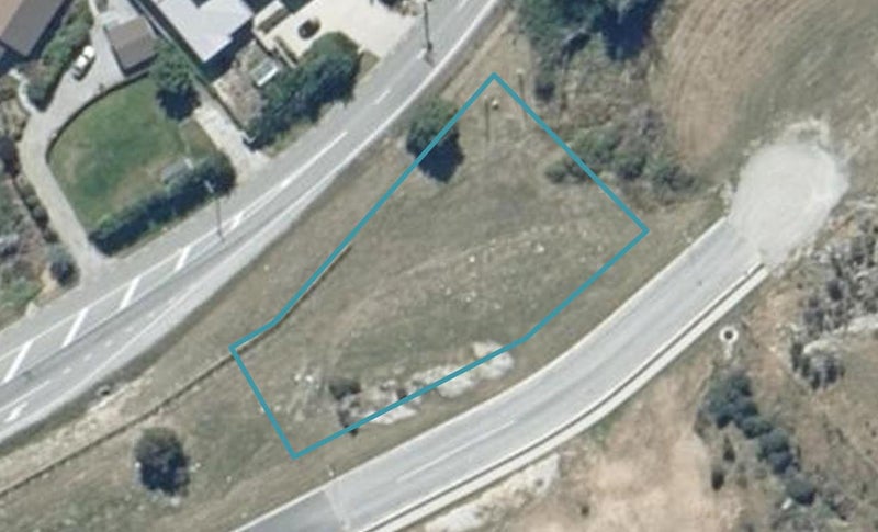3 Spring Hill Road, Kelvin Heights, Queenstown - Carousel 1