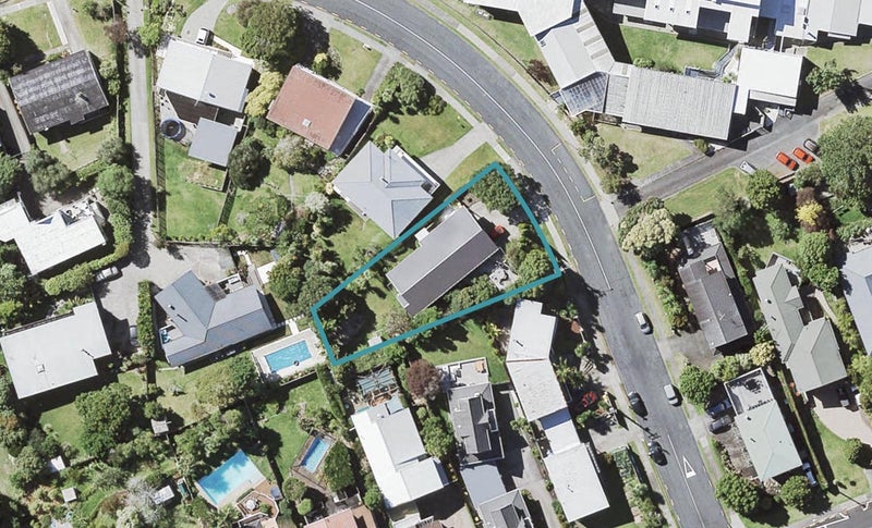 47 Galaxy Drive, Mairangi Bay, Auckland - Carousel 1