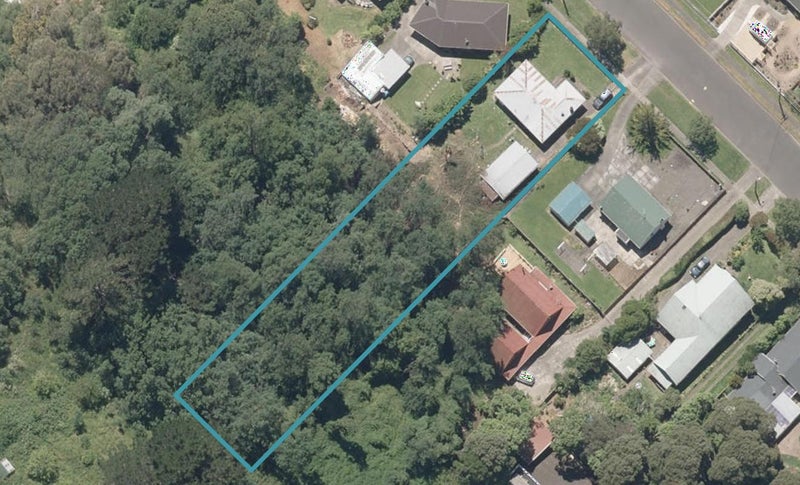 10 Turoa Road, Whanganui East, Whanganui - Carousel 1