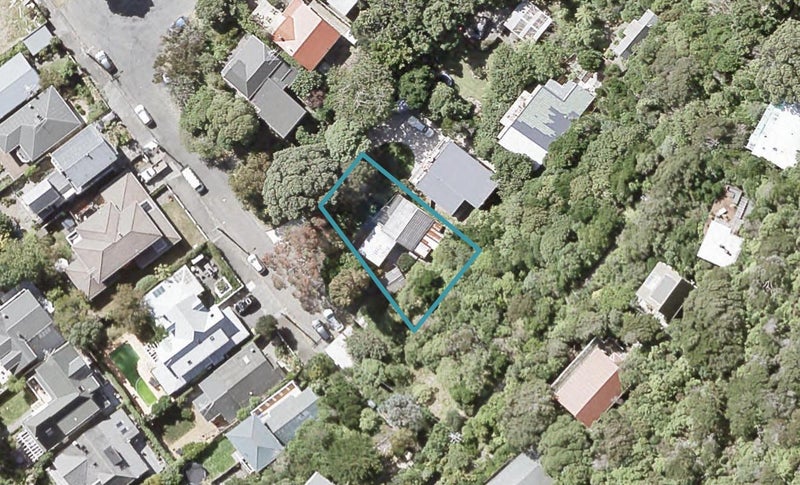 19 Matipo Street, Eastbourne, Lower Hutt - Carousel 1