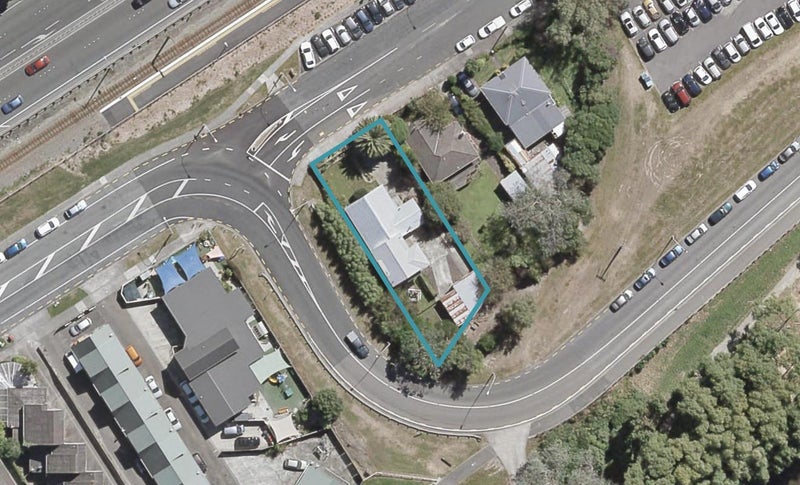 101 Pharazyn Street, Melling, Lower Hutt - Carousel 1