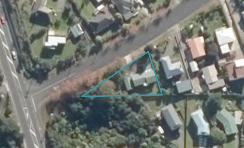 2 Montgomery Avenue, Onerahi, Whangarei - Carousel 1