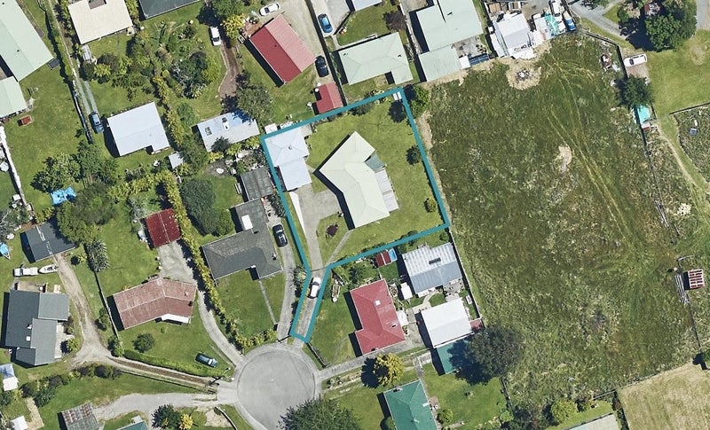 5 Whyte Place, Ngongotaha, Rotorua - Carousel 1